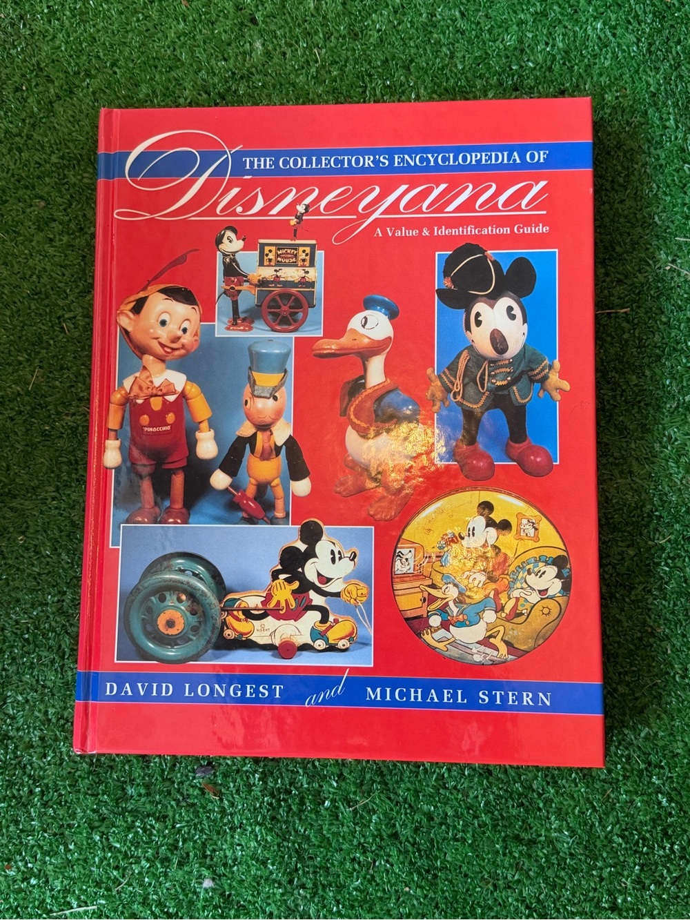 The Collector’s Encyclopedia of Disneyana Book